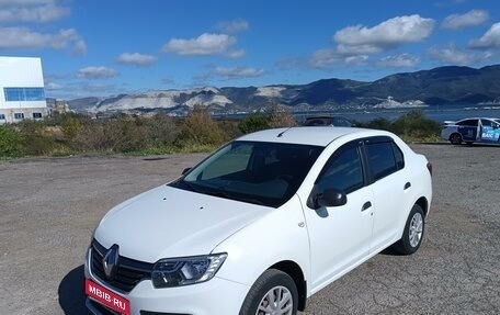 Renault Logan II, 2019 год, 1 100 000 рублей, 1 фотография