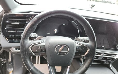 Lexus RX IV рестайлинг, 2023 год, 10 500 000 рублей, 8 фотография