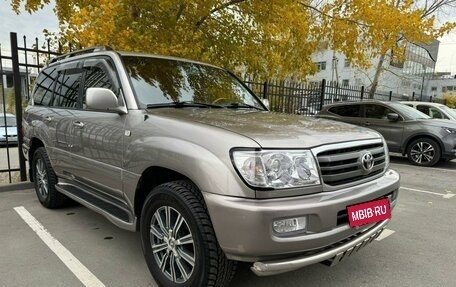 Toyota Land Cruiser 100 рестайлинг 2, 2003 год, 3 000 000 рублей, 5 фотография