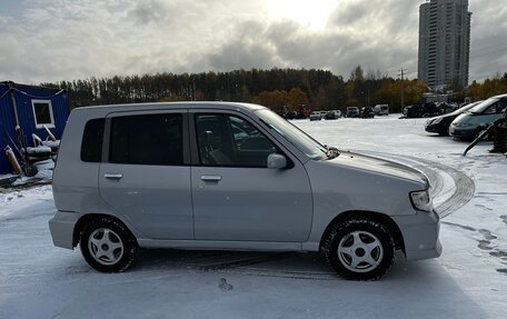 Nissan Cube II, 2001 год, 249 000 рублей, 4 фотография