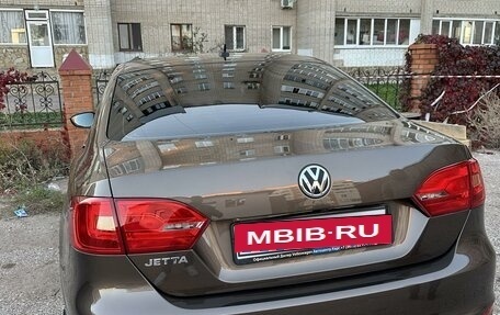 Volkswagen Jetta VI, 2013 год, 1 400 000 рублей, 3 фотография