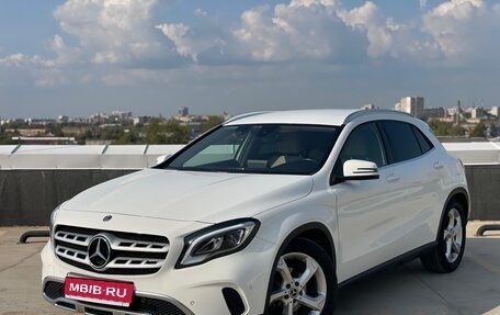 Mercedes-Benz GLA, 2019 год, 2 350 000 рублей, 1 фотография