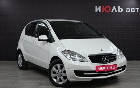 Mercedes-Benz A-Класс, 2011 год, 1 045 000 рублей, 3 фотография