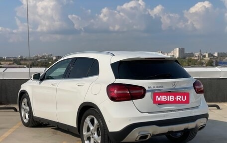 Mercedes-Benz GLA, 2019 год, 2 350 000 рублей, 3 фотография