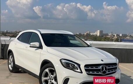 Mercedes-Benz GLA, 2019 год, 2 350 000 рублей, 2 фотография