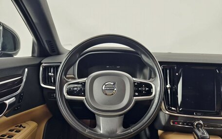 Volvo S90 II рестайлинг, 2017 год, 2 945 000 рублей, 13 фотография