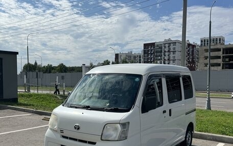 Toyota Pixis Van I, 2013 год, 579 000 рублей, 2 фотография