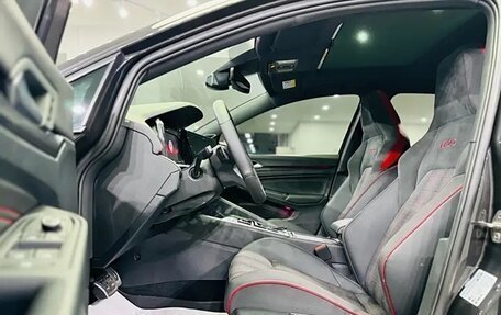 Volkswagen Golf GTI, 2021 год, 3 157 000 рублей, 8 фотография