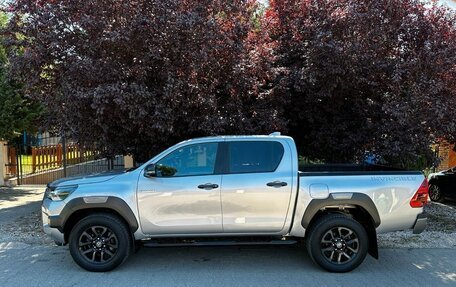 Toyota Hilux VIII, 2023 год, 6 780 000 рублей, 2 фотография