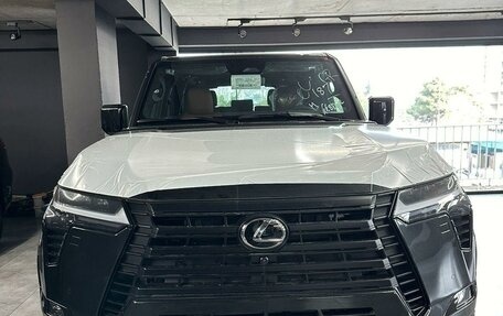 Lexus GX, 2024 год, 17 900 000 рублей, 2 фотография