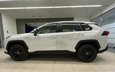 Toyota RAV4, 2023 год, 5 800 000 рублей, 6 фотография