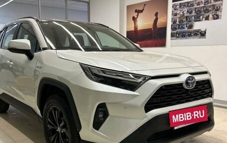 Toyota RAV4, 2023 год, 5 800 000 рублей, 11 фотография