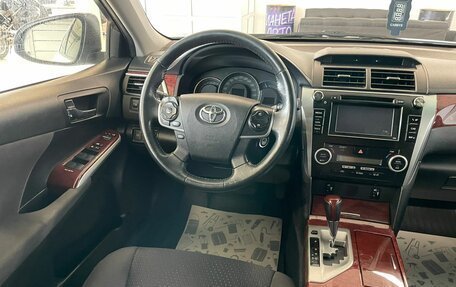 Toyota Camry, 2014 год, 2 249 000 рублей, 14 фотография