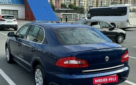 Skoda Superb III рестайлинг, 2013 год, 1 080 000 рублей, 6 фотография