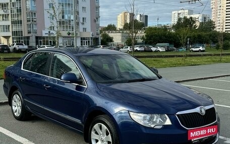 Skoda Superb III рестайлинг, 2013 год, 1 080 000 рублей, 2 фотография