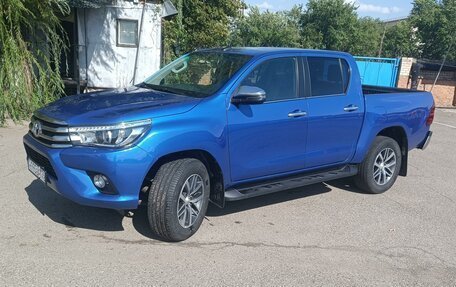 Toyota Hilux VIII, 2018 год, 3 900 000 рублей, 12 фотография