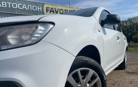 Renault Logan II, 2018 год, 550 000 рублей, 7 фотография