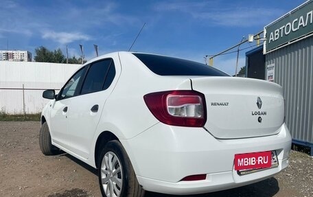 Renault Logan II, 2018 год, 550 000 рублей, 4 фотография