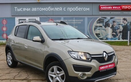 Renault Sandero II рестайлинг, 2017 год, 1 050 000 рублей, 1 фотография