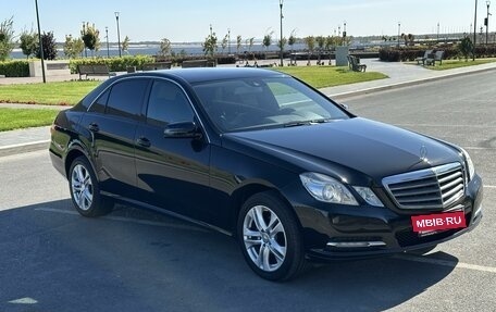 Mercedes-Benz E-Класс, 2011 год, 1 700 000 рублей, 6 фотография