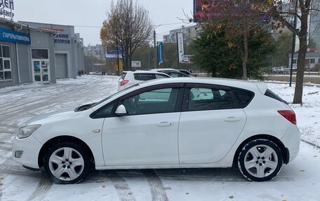 Opel Astra J, 2011 год, 745 000 рублей, 7 фотография