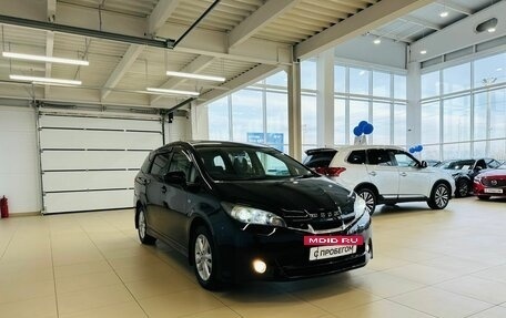 Toyota Wish II, 2010 год, 1 609 000 рублей, 8 фотография