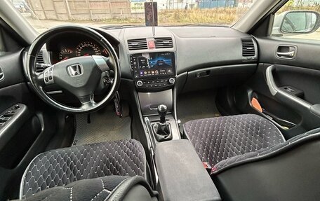 Honda Accord VII рестайлинг, 2005 год, 900 000 рублей, 8 фотография