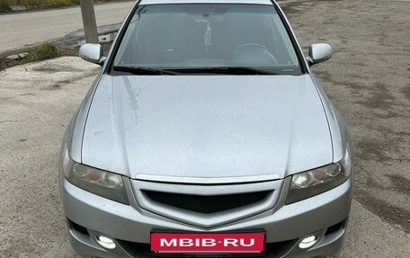 Honda Accord VII рестайлинг, 2005 год, 900 000 рублей, 2 фотография