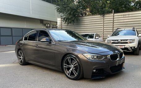 BMW 3 серия, 2012 год, 2 200 000 рублей, 2 фотография