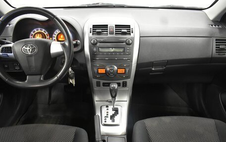 Toyota Corolla, 2011 год, 1 150 000 рублей, 7 фотография