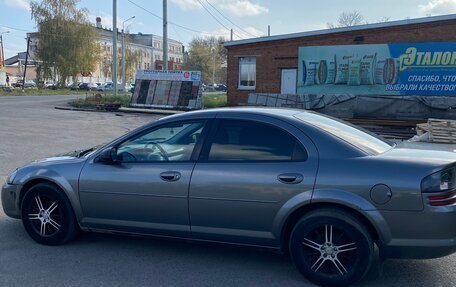 Dodge Stratus II, 2005 год, 300 000 рублей, 3 фотография