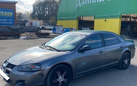 Dodge Stratus II, 2005 год, 300 000 рублей, 2 фотография