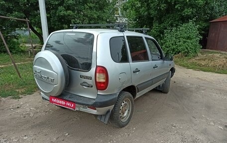 Chevrolet Niva I рестайлинг, 2005 год, 215 000 рублей, 2 фотография