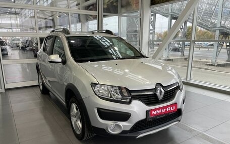 Renault Sandero II рестайлинг, 2018 год, 1 370 000 рублей, 3 фотография