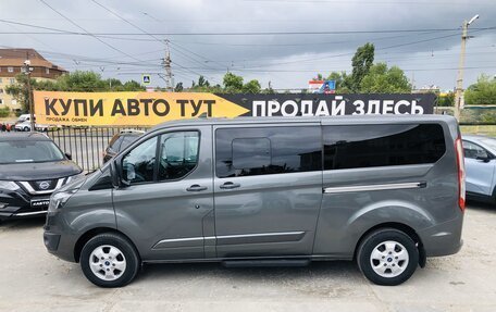 Ford Tourneo Custom I рестайлинг, 2017 год, 2 370 000 рублей, 2 фотография