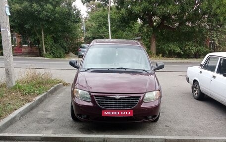 Chrysler Voyager IV, 2003 год, 570 000 рублей, 1 фотография