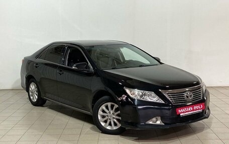 Toyota Camry, 2012 год, 1 680 000 рублей, 2 фотография