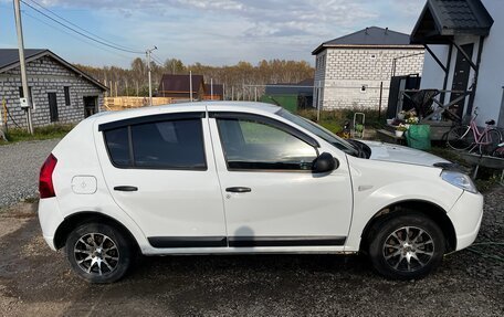 Renault Sandero I, 2012 год, 635 000 рублей, 4 фотография