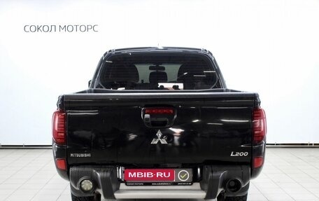 Mitsubishi L200 IV рестайлинг, 2014 год, 1 749 000 рублей, 4 фотография