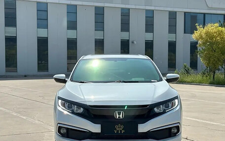 Honda Civic, 2021 год, 1 825 000 рублей, 3 фотография