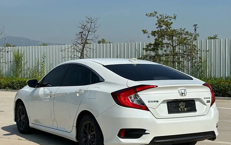 Honda Civic, 2021 год, 1 825 000 рублей, 4 фотография