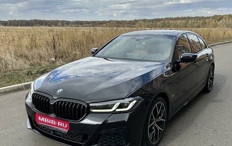 BMW 5 серия, 2021 год, 6 250 000 рублей, 2 фотография