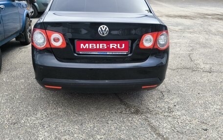 Volkswagen Jetta VI, 2010 год, 670 000 рублей, 2 фотография