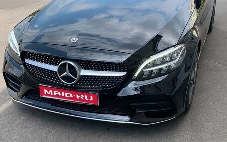 Mercedes-Benz C-Класс, 2019 год, 2 850 000 рублей, 1 фотография