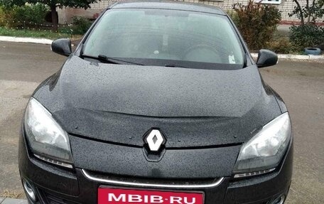 Renault Megane III, 2013 год, 850 000 рублей, 2 фотография