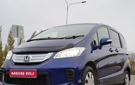 Honda Freed I, 2014 год, 1 290 000 рублей, 2 фотография