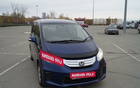 Honda Freed I, 2014 год, 1 290 000 рублей, 22 фотография