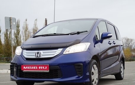 Honda Freed I, 2014 год, 1 290 000 рублей, 10 фотография