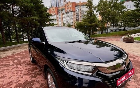 Honda Vezel, 2018 год, 1 750 000 рублей, 4 фотография