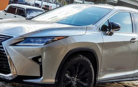 Lexus RX IV рестайлинг, 2018 год, 5 000 000 рублей, 8 фотография